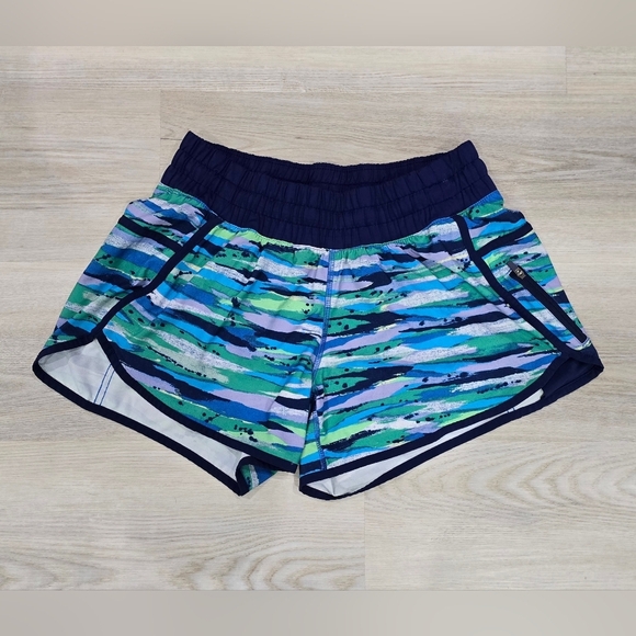 Lululemon Tracker Short III Seven Wonders Multi Hero Blue Size 8 Linning Cut Out - Picture 2 of 7